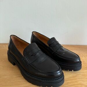 Sezane Albane Loafer in Smooth Black size 39